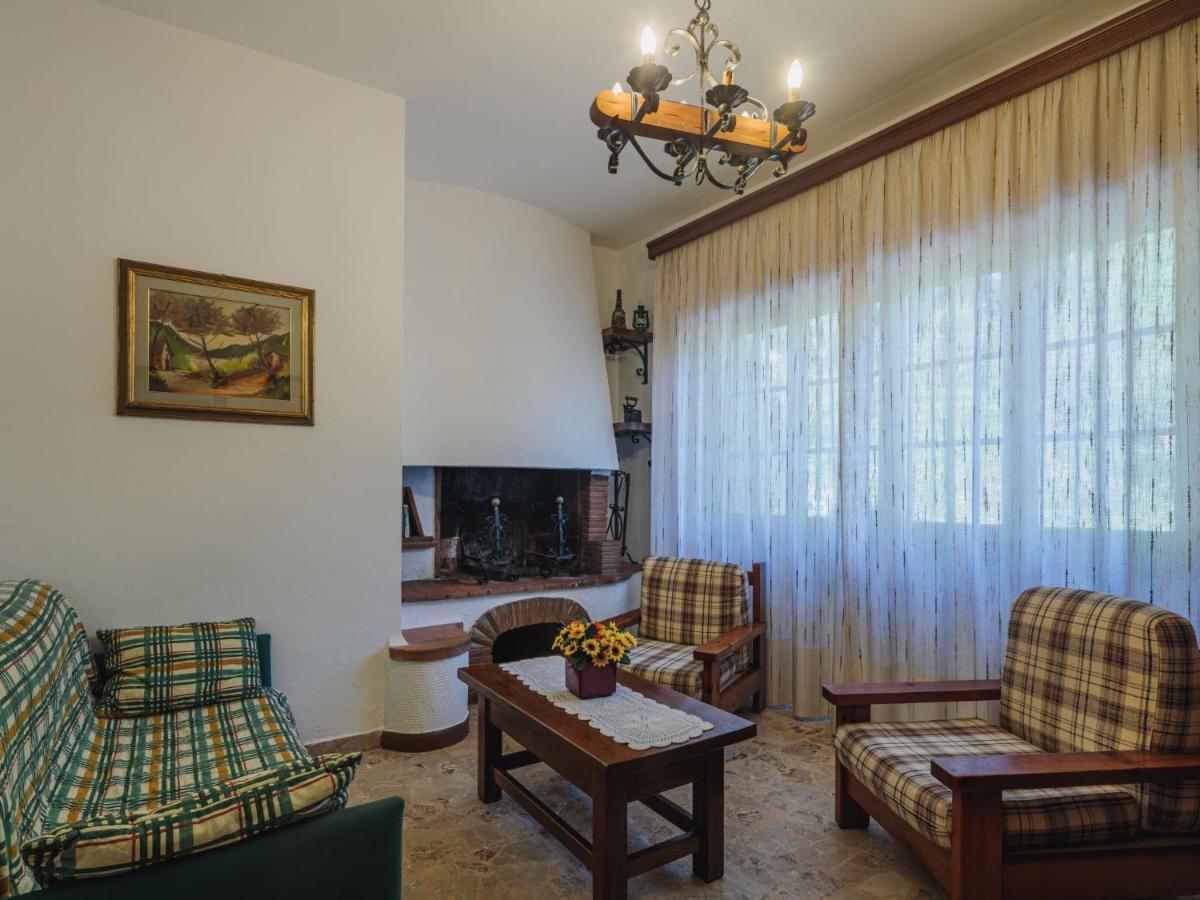 Apartment Barbara By Interhome Corsanico-Bargecchia Buitenkant foto